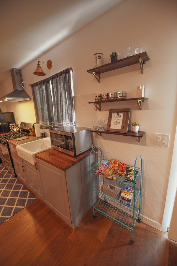 Charming Valley Village Guesthouse Permit # Hsr Two Three Zero Zero 2794 Los Angeles Exterior foto